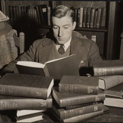 Charlie O'Rourke of Boston College majors in history