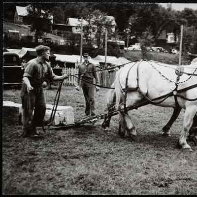 Stanley Wartheim of Richmond, Vt. Turnbridge Fair