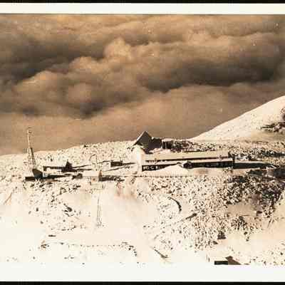 Mt. Washington observatory - looking west