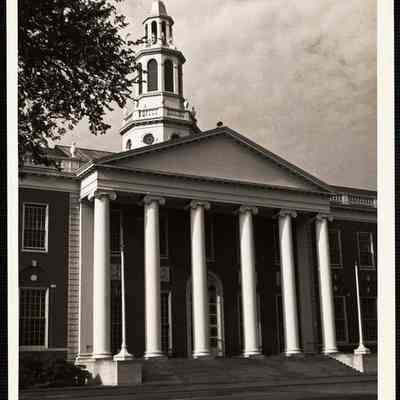 Harvard 1