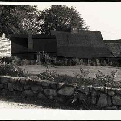 Old Fairbanks House, Dedham, Mass (1636)