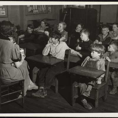 Children Crusade - Bennington, VT teacher, Miss Smith telling children about the crusade - South District School Arlington-