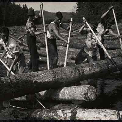 Maine log drive on the Saco River