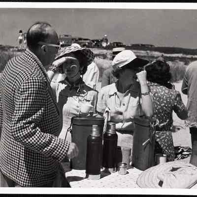 Siasconset clam bake Floyd Waggama, Mrs Enid Snow + Mrs Urni Mann