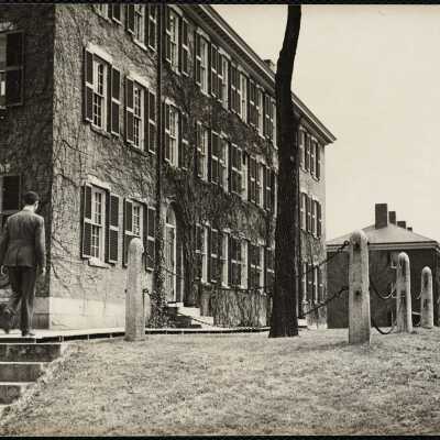 Foxcroft Hall (1809) oldest building