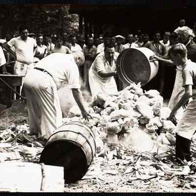Nan - clam bake