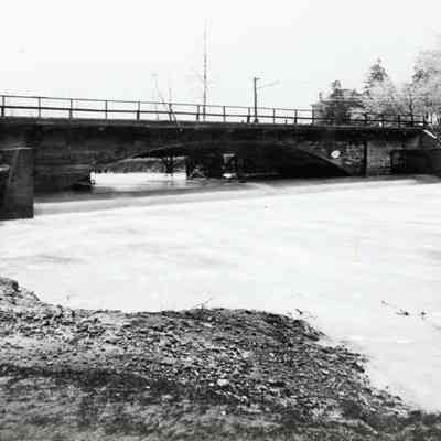 Wayne road Bridge and Dam