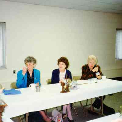 Doris Nall, Donna Edwards, Ruth Storch