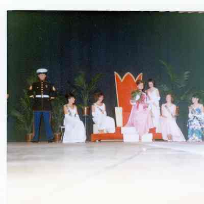 Miss Wayne 1965 with Runner Ups and Miss Wayne 1964