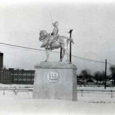 Graham-Paige Statue