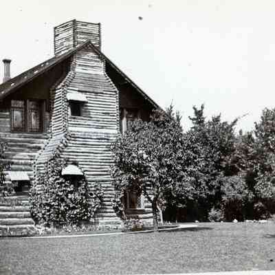 Log cabin at Palmer Park, Detroit