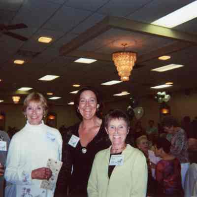 Lynn Higgs is on very right in 2006.