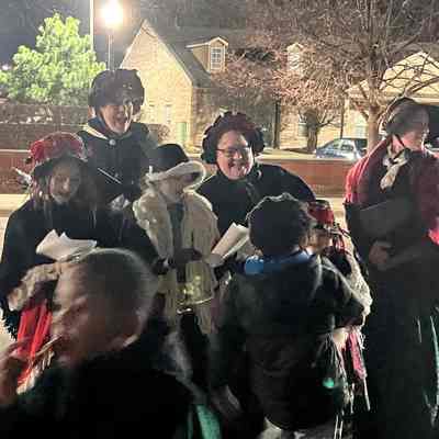 Caroling Belles