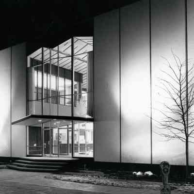 35150 Michigan - Wayne Federal Savings