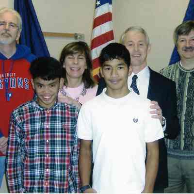 Robert English, Mrs. Mcdonald, Tom McDonald, John Zech and Tom's sons