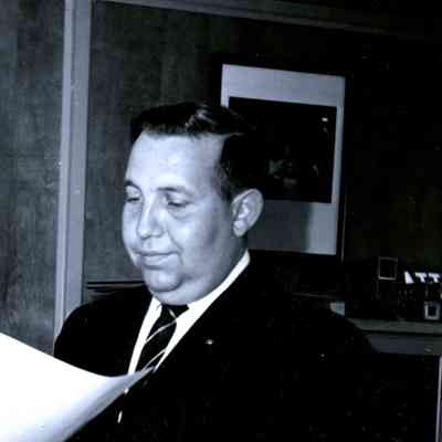 Richard Weinberg, a lawyer