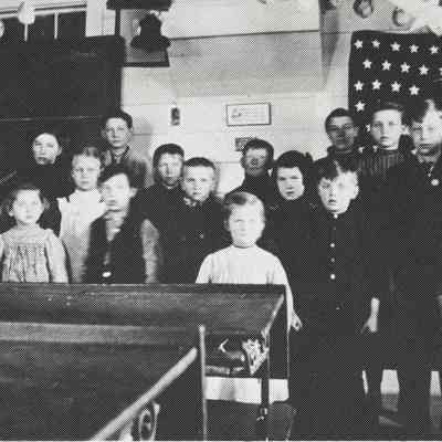 Tyler Street School. unknown Year. Back Row: Ada mcBride, Emma Schultz, Ellen Vealey, Ethel Avery, Richard Vealey, Fred Karkutt, Albert Schultz, Herman Rehmer, Ruth Ruff, George Ruff, Martha Schultz, Floyd Bingel, Oswald Bingel. Front Row: Bertha Schultz, Howard Ruff, Alice Carpenter, Edward Carpenter.