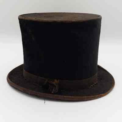 1870 Top Hat