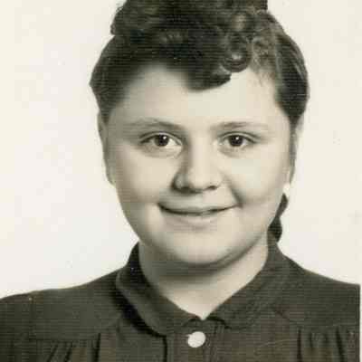 Lois Hammond