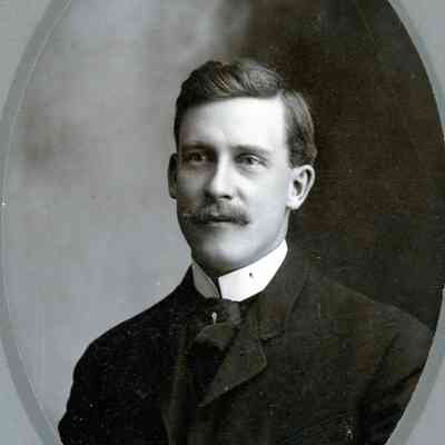 Charles Woolgar, the president of the Peoples State Bank.