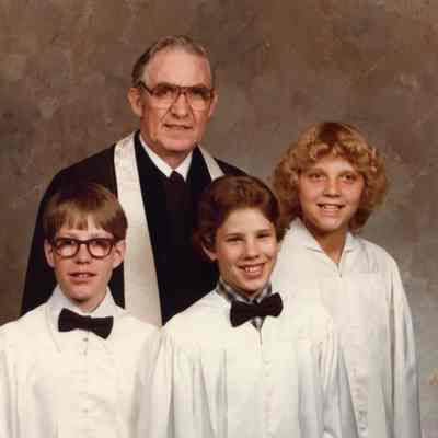 Rev. Kelly with John Ofiara, Kenneth Strome and Tammy Jennings.