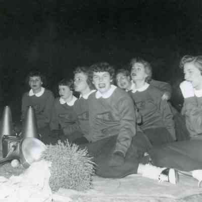 Sondra Anderle, Alice Nidrie, Marilyn Johnson, Pat Bingel, Donna Kuhn, Barb D'Pulos and Barb Haughwout