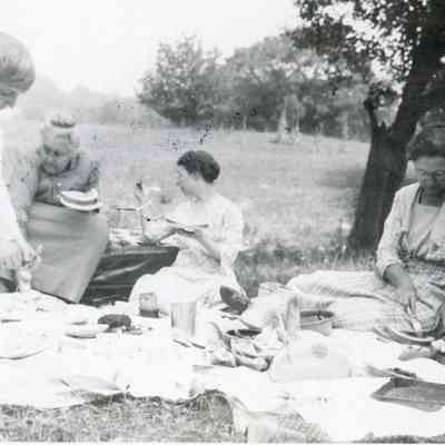Warner family picnic.