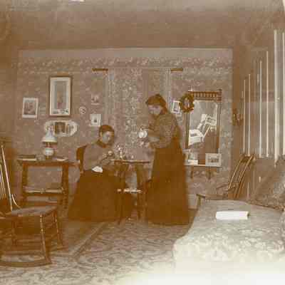 An old Warner house on Mich. Ave, "Mamie" Chaffee and Ida Collar