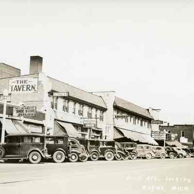 1936-1940. Beer & BBQ, Kolarovs Shoe repair, Hotel, Western Union, Bowling, Wayne Theater