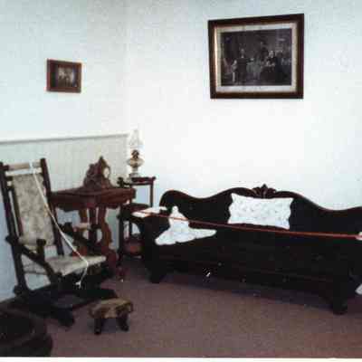 Museum Exhibits in November 1986.