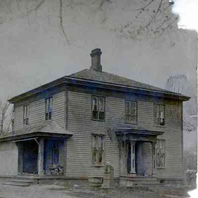 A house in 1900. Ammon Warners Home, Ford Road.