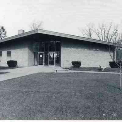 35000 Sims - Wayne Nankin Library