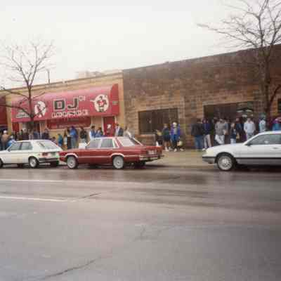 March 1992