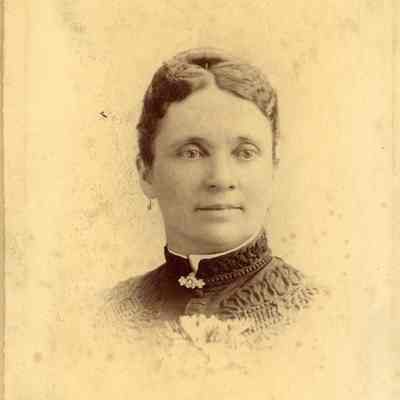 Mrs. Janetta (Felton) Bennett in1889.