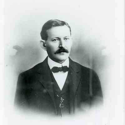 Dan. W. Chambers