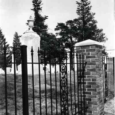 Old Wayne Cemetery