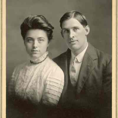 Myra Barnard Woodhall and husband Llewellyn Woodhall