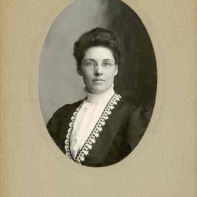 Lena Barnard