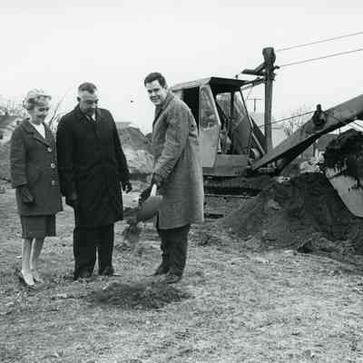 Groundbreaking for new Uht's Memorial Funeral Home