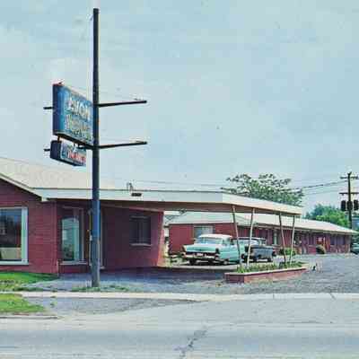 28505 Michigan - Avon Motel