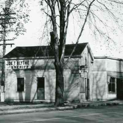 Looking NW between Park and Main. Wilson House. Wilson Block.