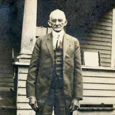 Ajro ? Rose, who lived in Cleveland. He was visiting in Romulus.