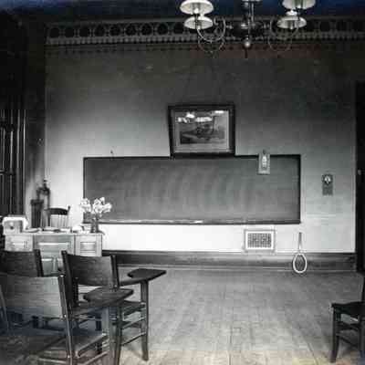 Room 39, MSNC - 1914