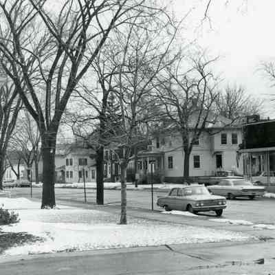Main looking SE at intersection with Washington (Wayne rd.)