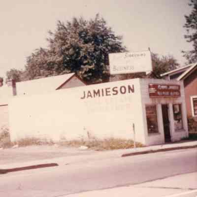 1957