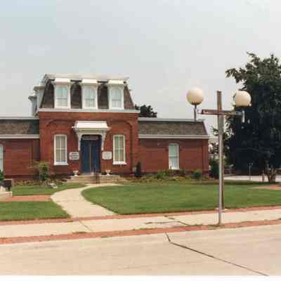 Wayne Historical Museum Exterior on July 1987.