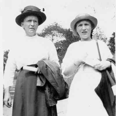 Nellie and Helen in New York City in June of 1915.
