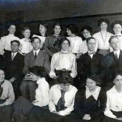 Teachers for 8 Grade training school, M.S.N.C fall quater, 1913.