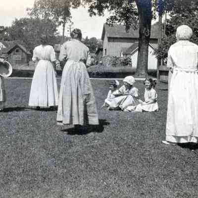Mrs. Van Sics, Ellen Martin, Ms. Ruddick, Dorthy Hubbard, Mae Snyder, Helen Hubbard and Marie Fox