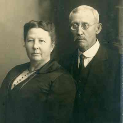 Gilbert Cross and his wife. She was the Aunt of Matt Tinkham.
